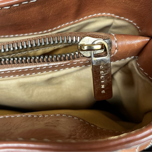 🔥AUTHENTICATED Celine Leather Handbag - Picture 12 of 16